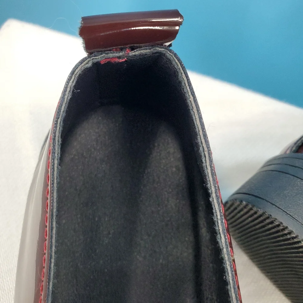 N/A burgundy maroon